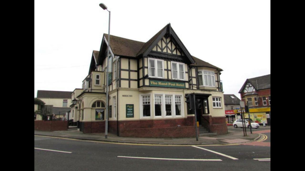 Handpost View Newport (Gwent) Exterior photo